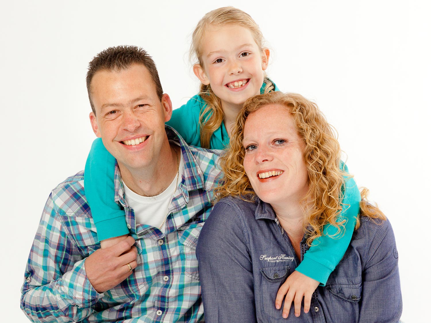 Ontspannen gezinsfotoshoot in de fotostudio in Gouda van Studiorama Fotografie