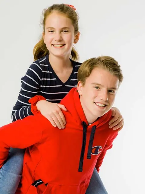 Broer & Zus